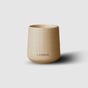 เทียนหอม scent perfume candle เครื่องหอม อโรม่า น้ำมันหอมระเหย ผ่อนคลาย relax aroma aromatherapy esstential oil